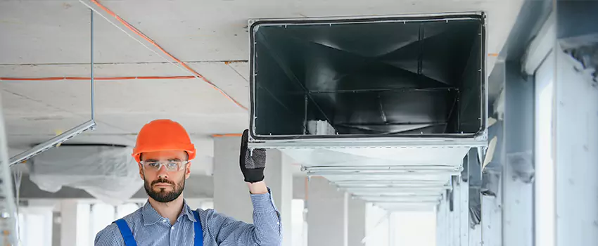 Clogged Air Duct Cleaning and Sanitizing in Four Corners, FL