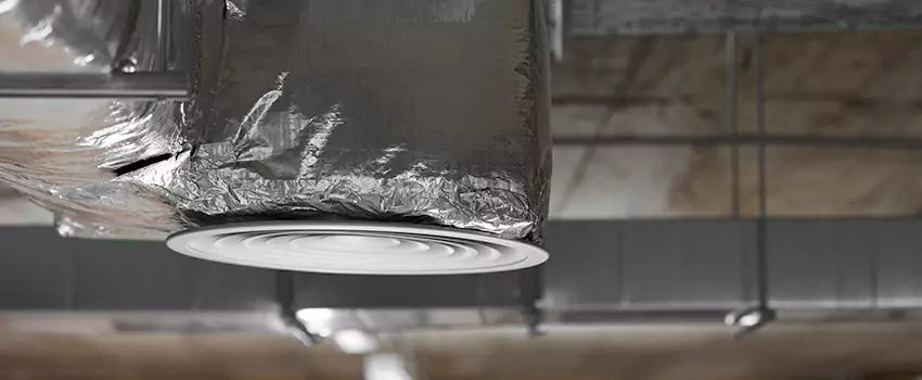Signs of Dust Accumulation in Vents in Four Corners, FL